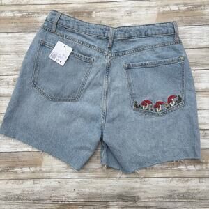 Forever 21 Jean Shorts 31 NWT Light Wash Denim High Rise Mushroom Boho Festival
